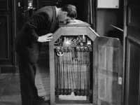 The Dawn of Moving Pictures: Thomas Edison’s Kinetograph